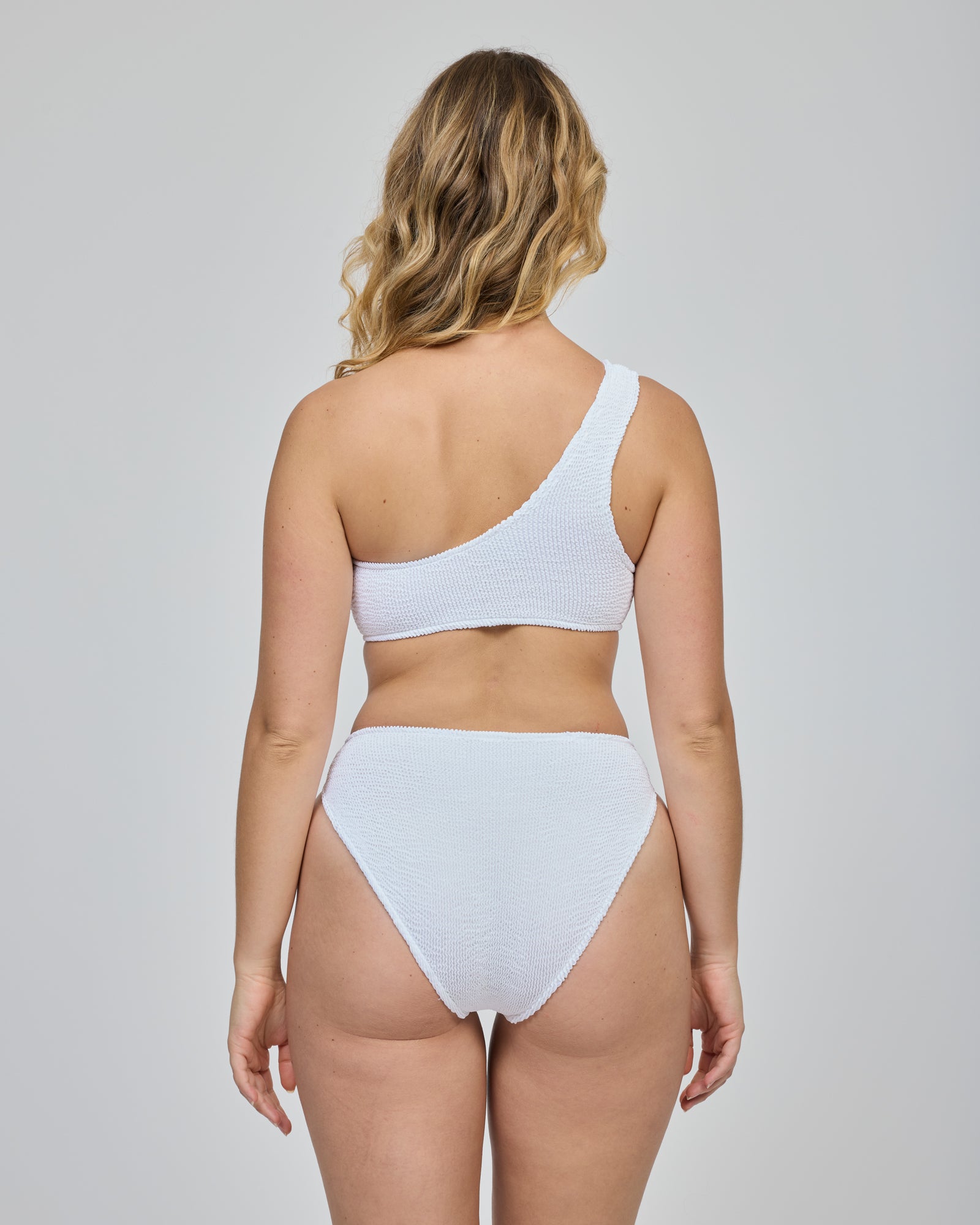 Una Standard Waist Two-Piece