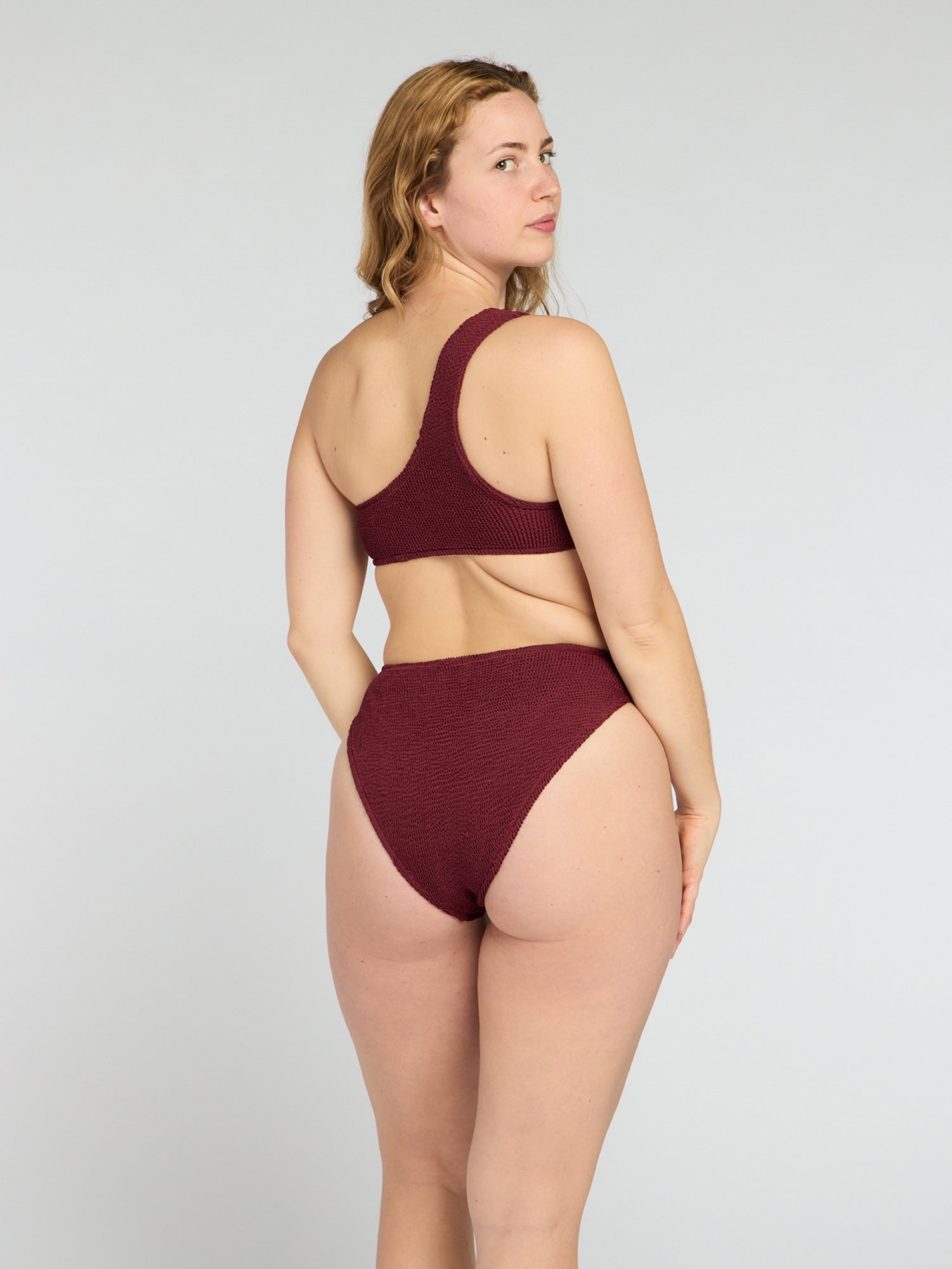 Una Standard Waist Two-Piece