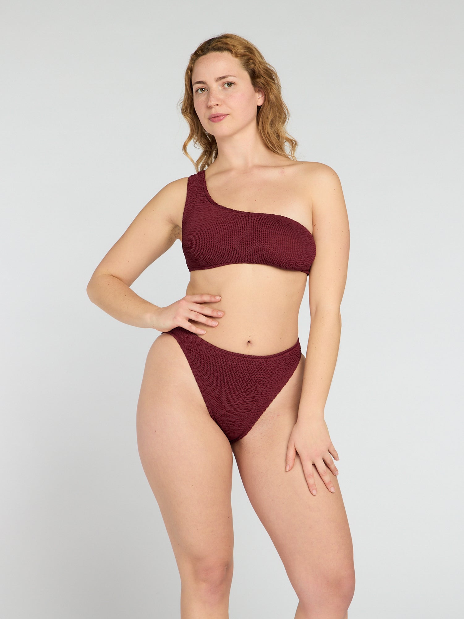 Una Standard Waist Two-Piece