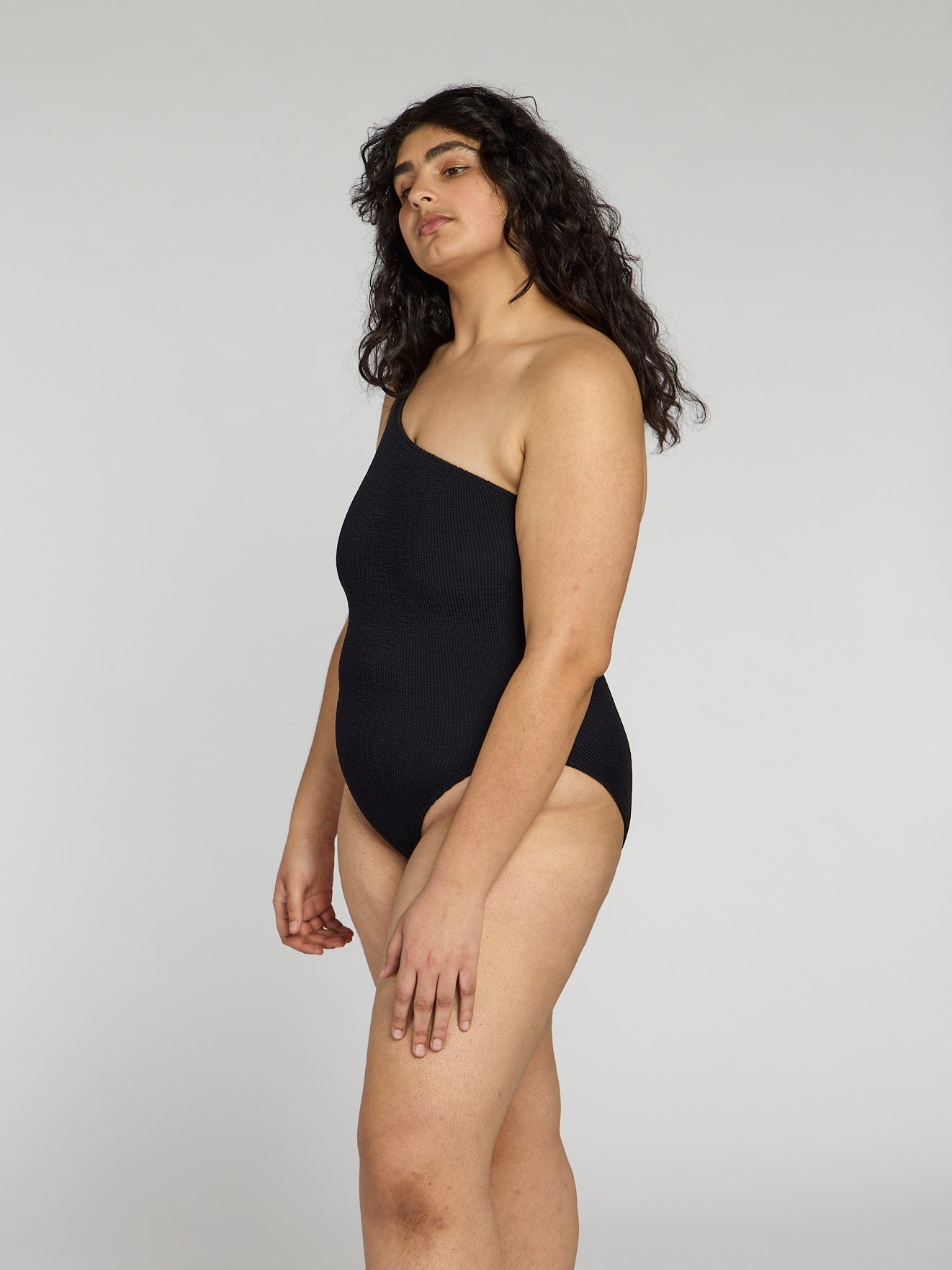 Una One-Piece