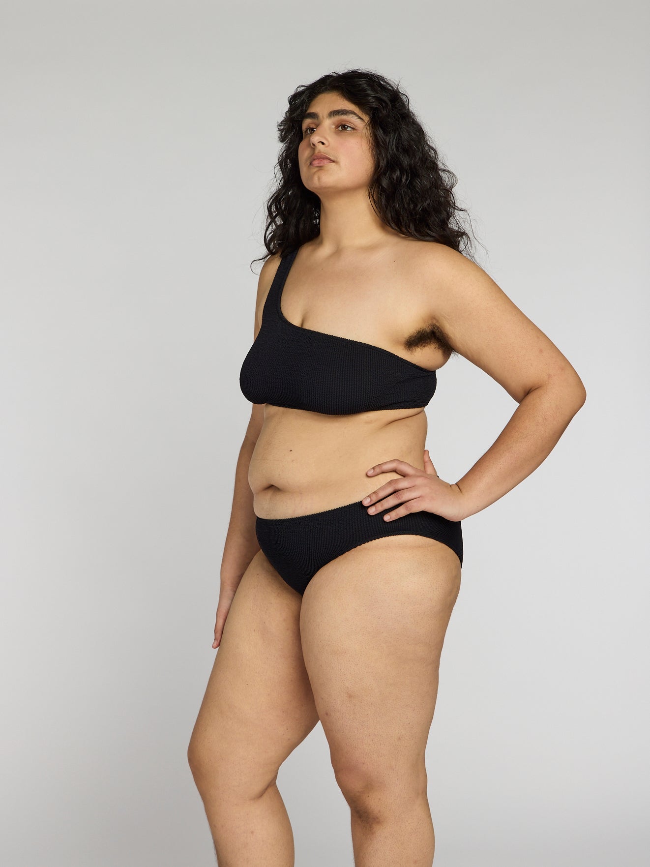 Una Standard Waist Two-Piece