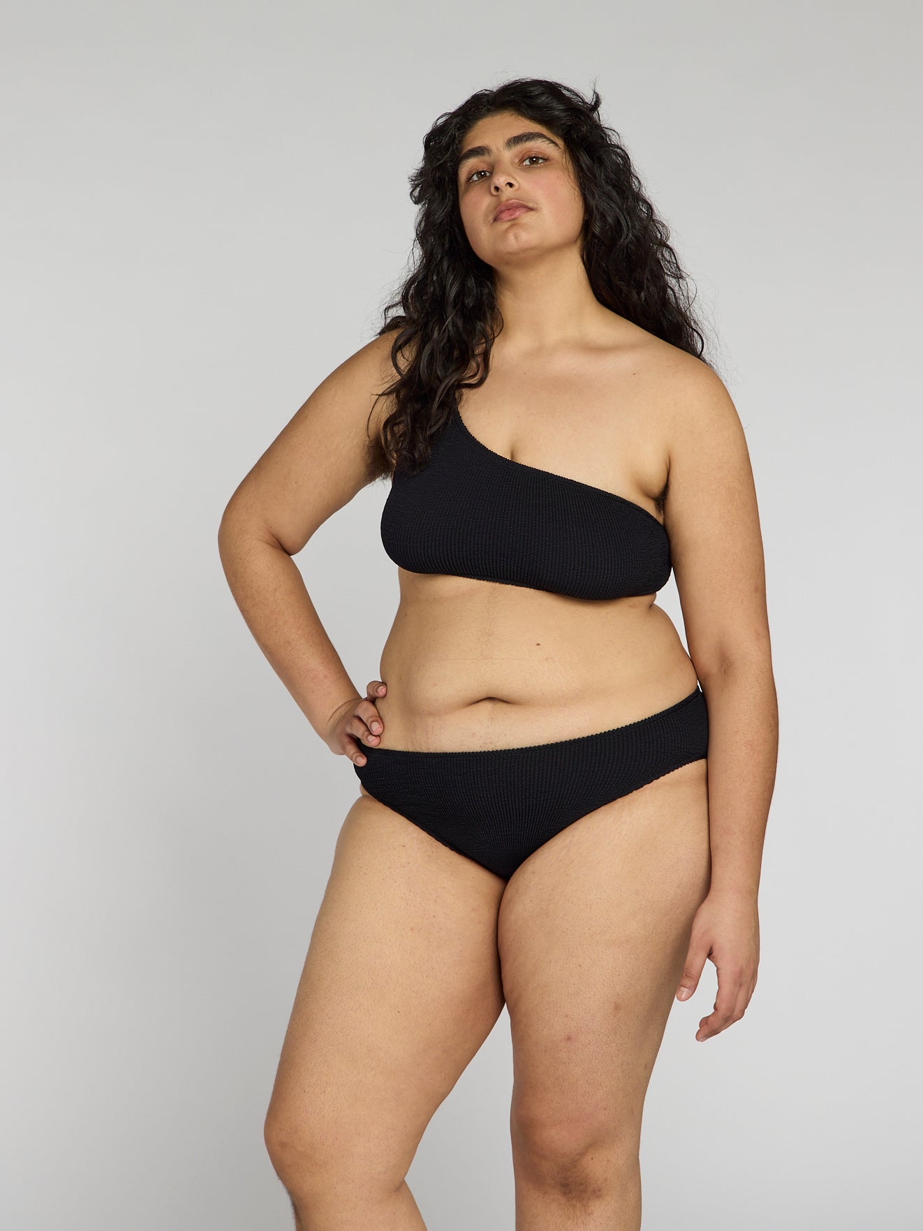 Una Standard Waist Two-Piece