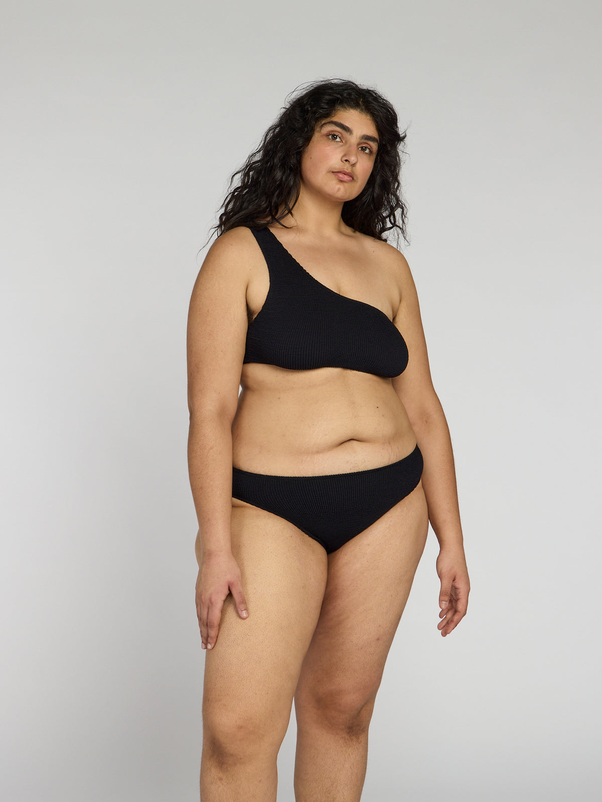 Una Standard Waist Two-Piece in Black