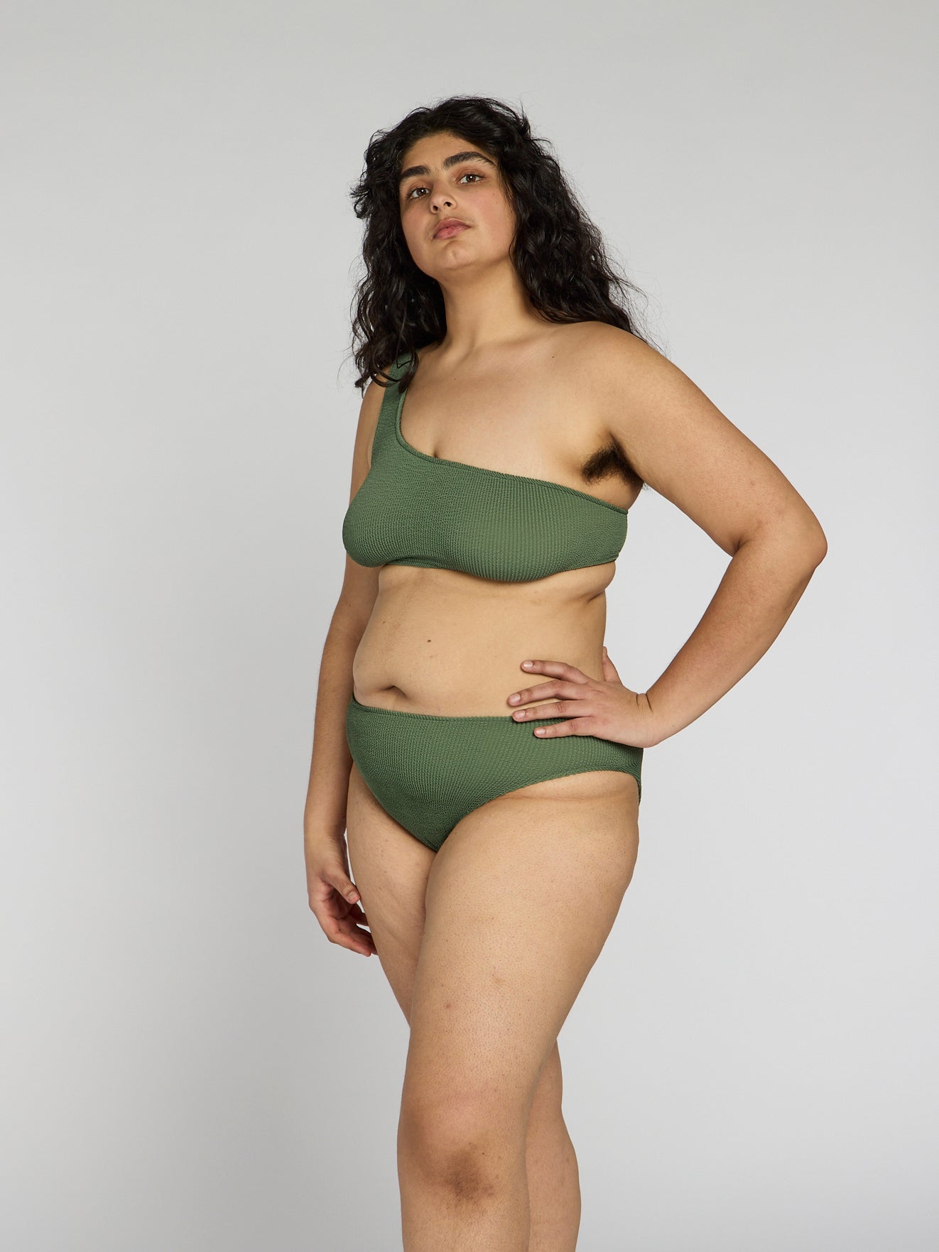 Una Standard Waist Two-Piece