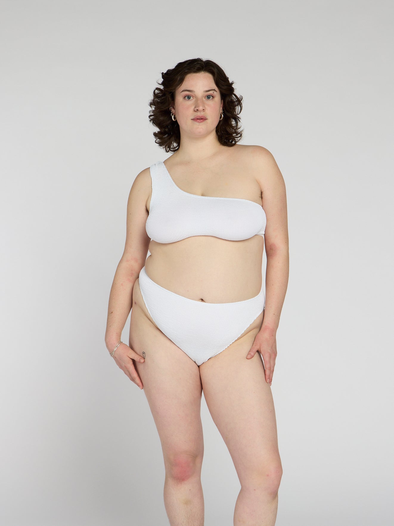 Una Standard Waist Two-Piece